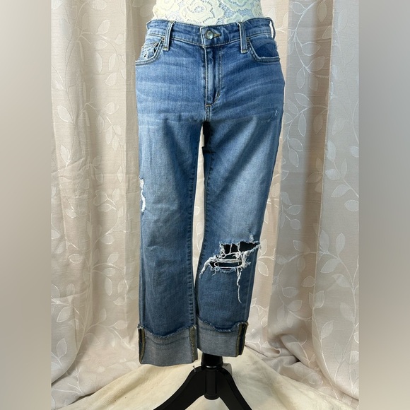 Joe’s Jeans Women’s Size‎ 28 Cuff Crop Distressed Wakley  Medium Wash Mid-Rise - Picture 1 of 11